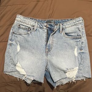 Fashion Nova size 7